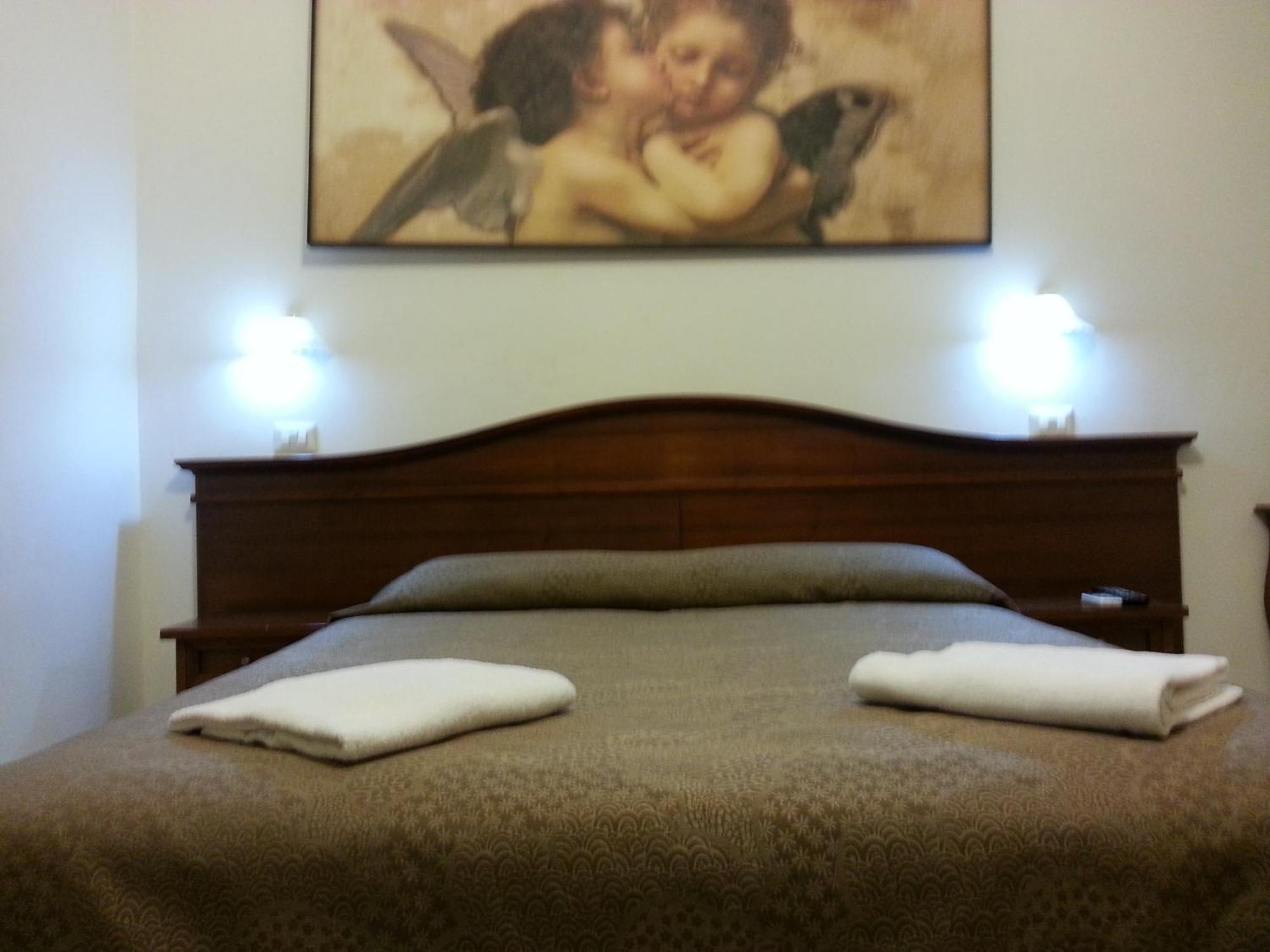 Guesthouse Alex II Rom Værelse billede
